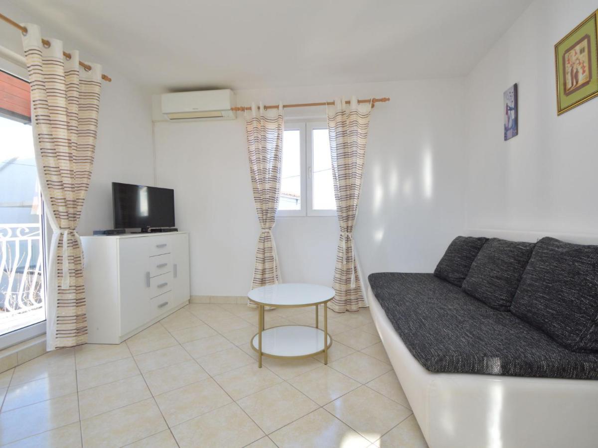 Apartment Ena By Interhome Brodarica  Bagian luar foto