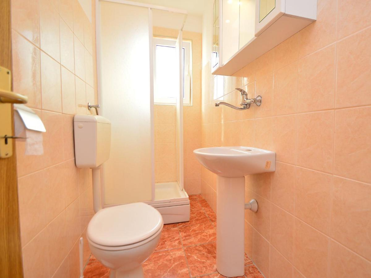 Apartment Ena By Interhome Brodarica  Bagian luar foto