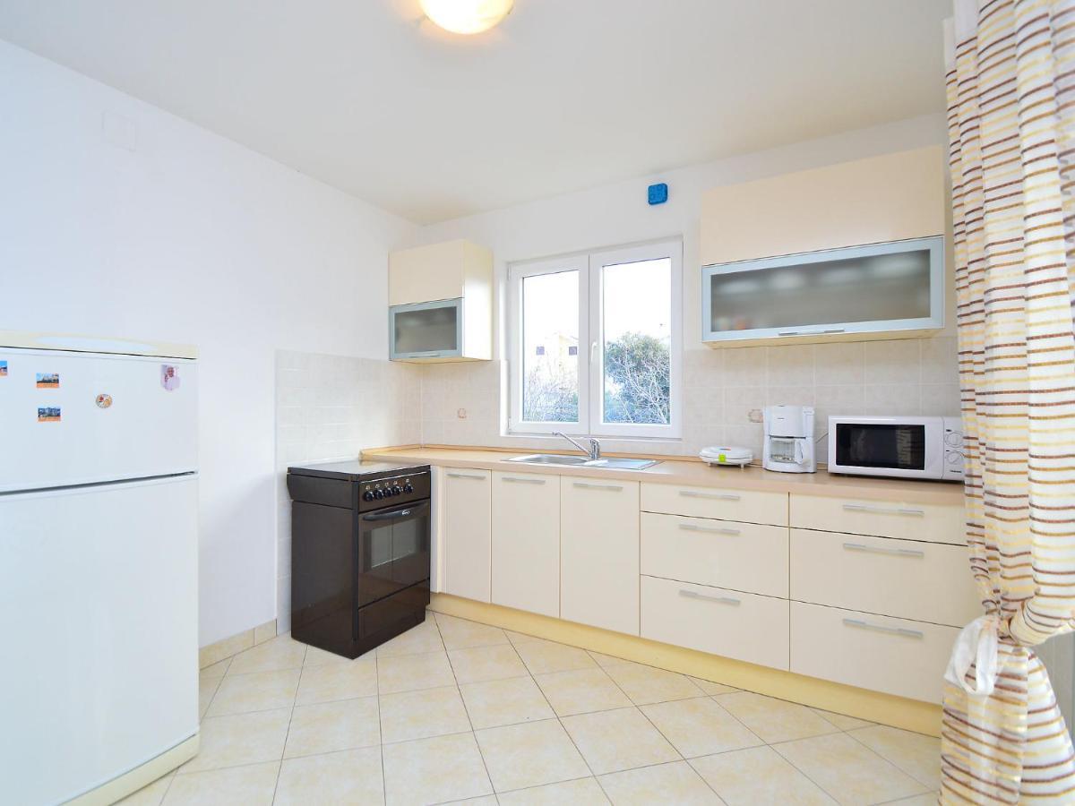 Apartment Ena By Interhome Brodarica  Bagian luar foto